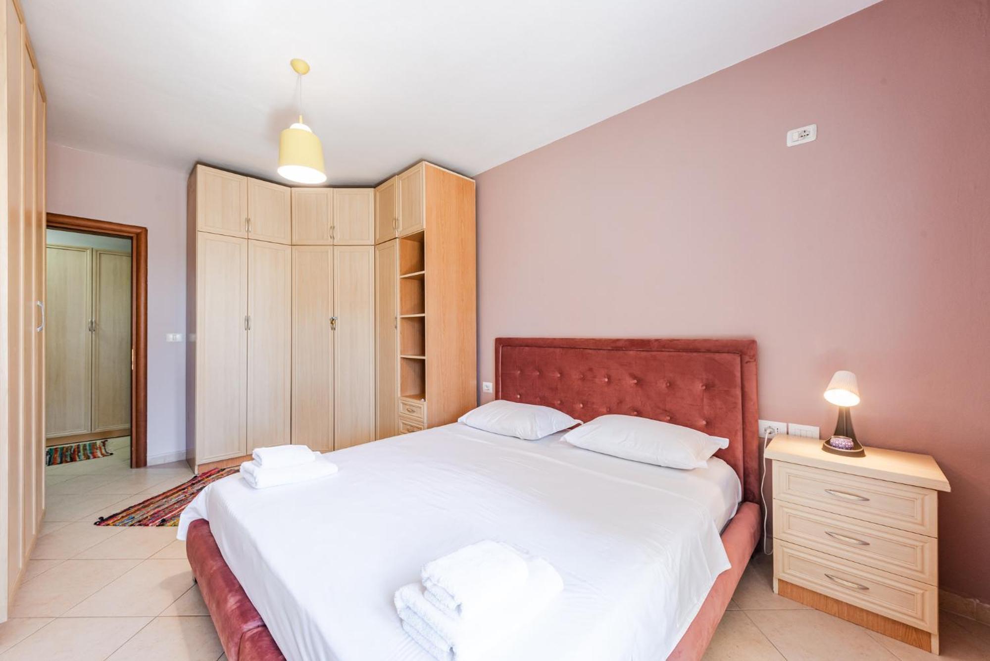 Sisi'S Apartments-Tirana City Center Eksteriør billede